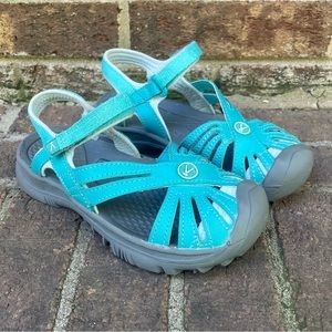 Girl’s Keen Rose Sandals Size 12